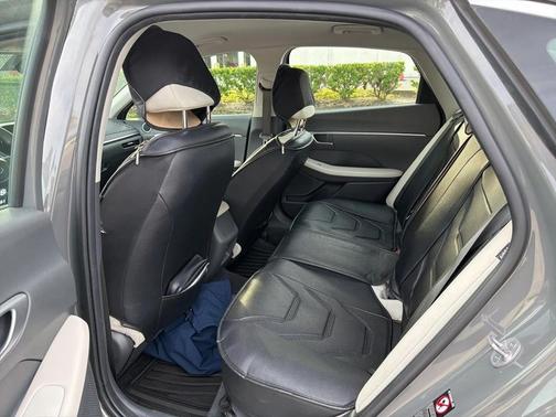 2023 Hyundai SONATA SE