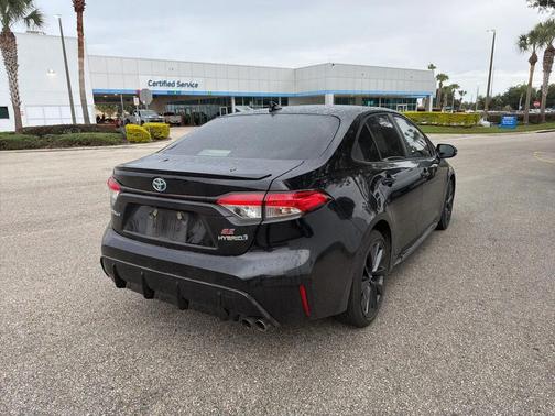 2023 Toyota Corolla Hybrid SE