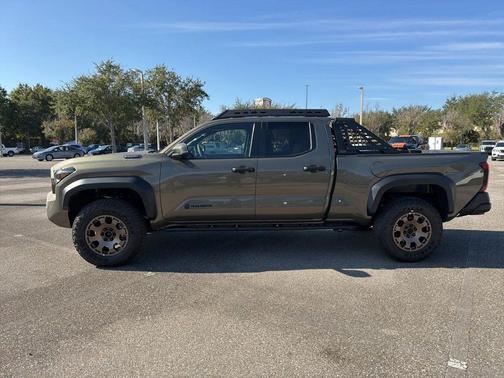 2025 Toyota Tacoma Hybrid Trailhunter