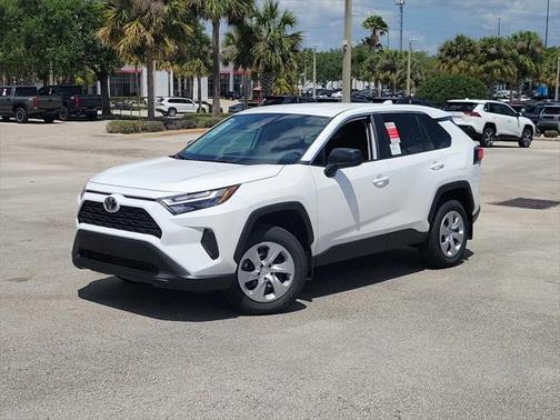 2025 Toyota RAV4 LE