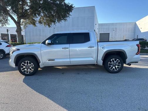 2025 Toyota Tundra Hybrid 1794 Edition