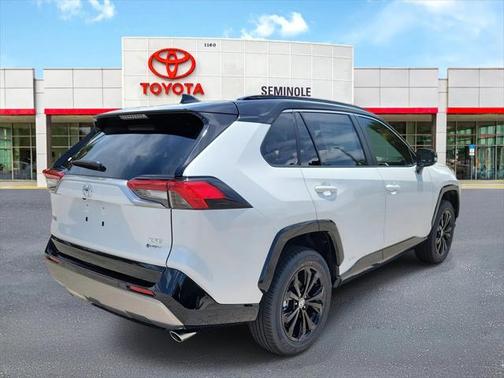 2025 Toyota RAV4 Hybrid SE