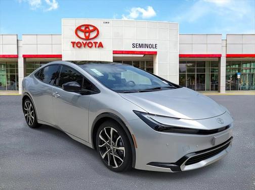 2025 Toyota Prius L