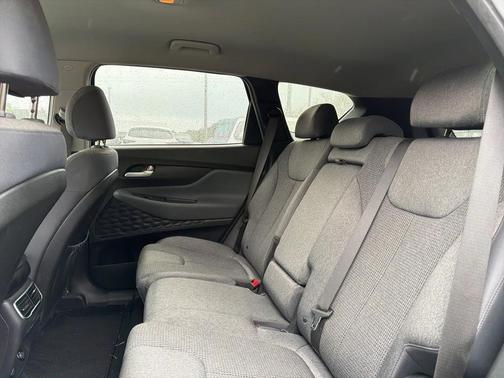 2021 Hyundai SANTA FE SE