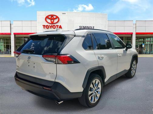 2021 Toyota RAV4 XLE Premium