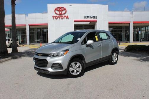 Photo 1 of 28 of 2020 Chevrolet Trax LS