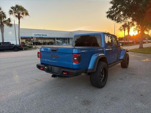 Hydro Blue Pearlcoat 2022 Jeep Gladiator Mojave 4x4