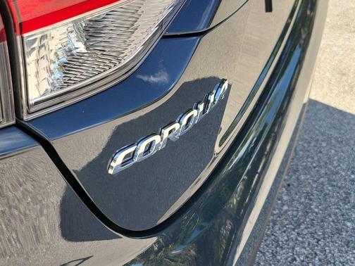 Underground 2025 Toyota Corolla LE