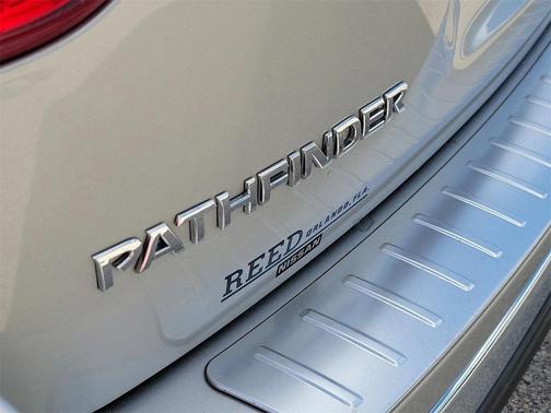 2020 Nissan Pathfinder S 2WD