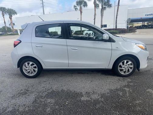 2024 Mitsubishi Mirage LE