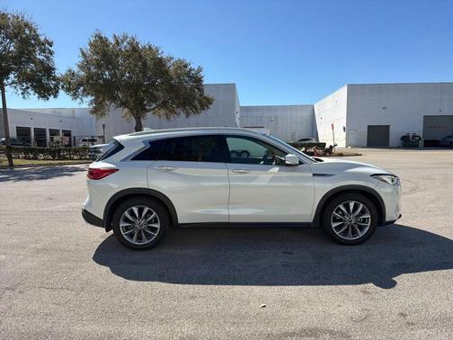 2020 INFINITI QX50 LUXE
