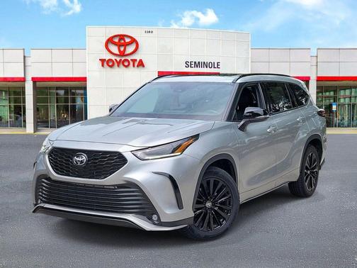 Celestial Silver Metallic 2025 Toyota Highlander XSE