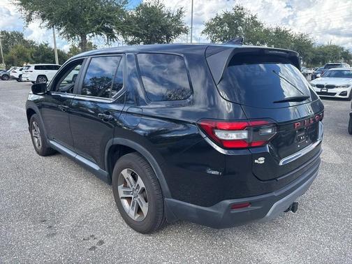 2023 Honda Pilot 2WD EX-L 7 Passenger