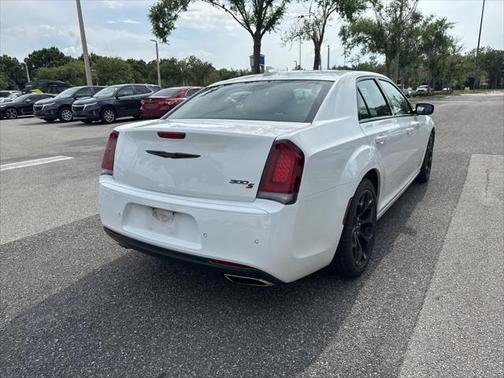 2022 Chrysler 300 S