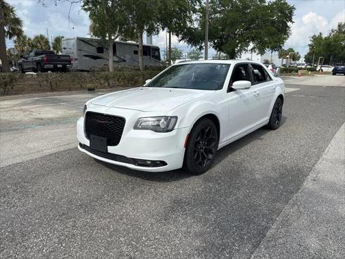 2022 Chrysler 300 S