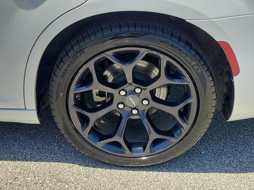 2022 Chrysler 300 S
