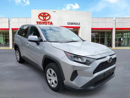 2022 Toyota RAV4 LE