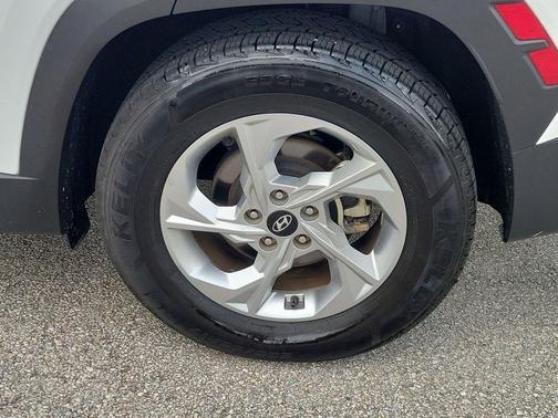 White Pearl 2024 Hyundai TUCSON SEL