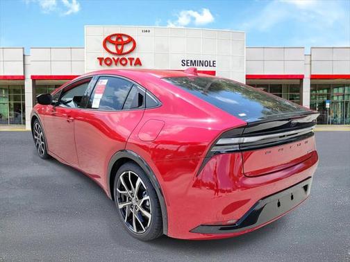 2025 Toyota Prius L