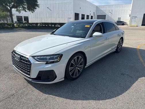 2023 Audi A8 L 55 TFSI quattro Tiptronic
