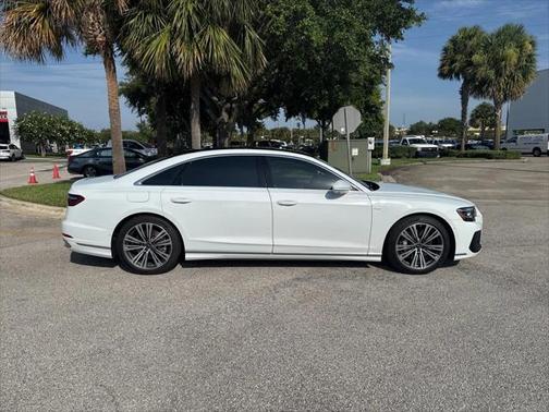2023 Audi A8 L 55 TFSI quattro Tiptronic