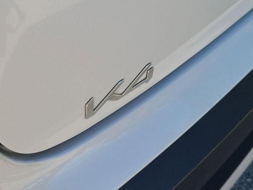 Snow White Pearl 2025 Kia K4 LXS