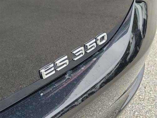 2024 Lexus ES 350 Ultra Luxury