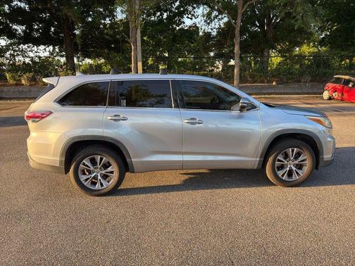 2015 Toyota Highlander LE Plus