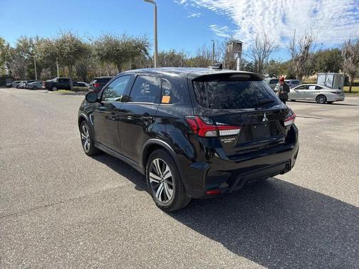 2024 Mitsubishi Outlander Sport SE