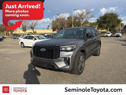 2025 Ford Explorer ST-Line