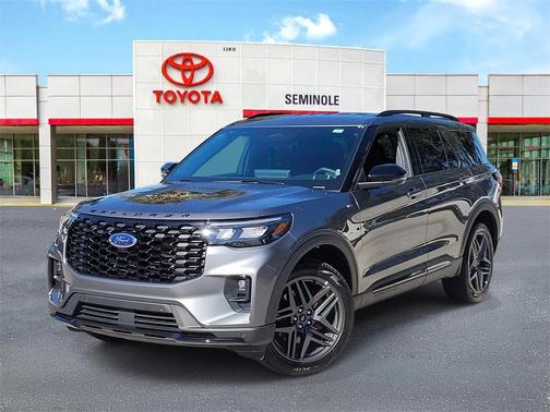 2025 Ford Explorer ST-Line