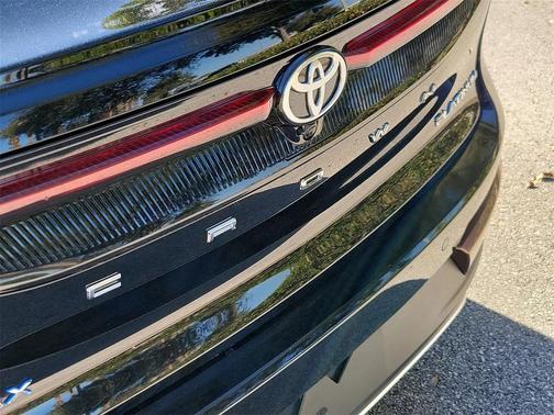 2024 Toyota Crown Platinum