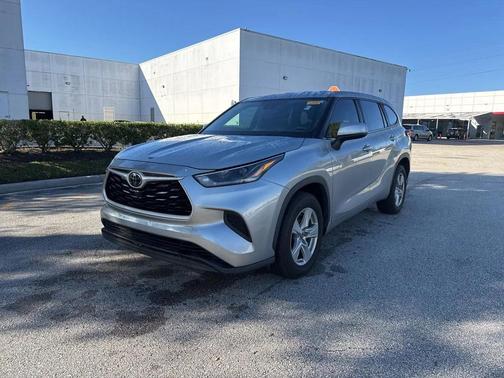 2021 Toyota Highlander L
