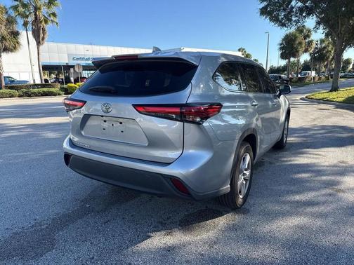 2021 Toyota Highlander L