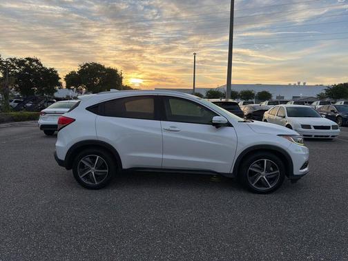 2022 Honda HR-V EX