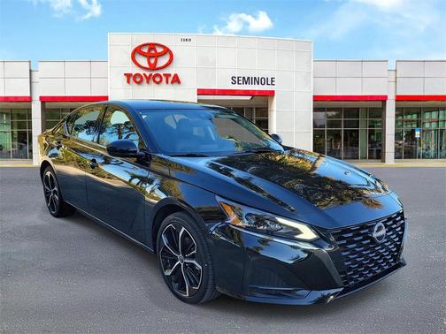 2025 Nissan Altima SR FWD