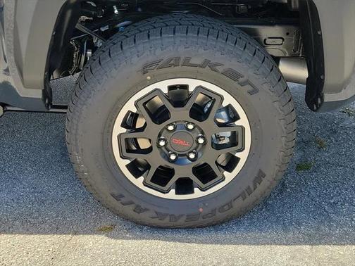 2025 Toyota Tacoma TRD Off Road
