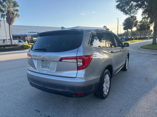 2021 Honda Pilot 2WD LX