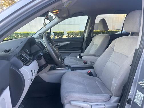 2021 Honda Pilot 2WD LX