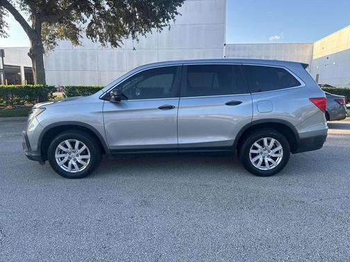 2021 Honda Pilot 2WD LX
