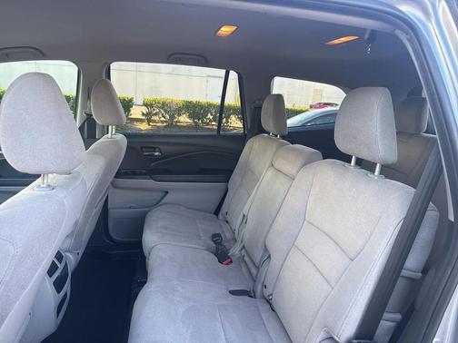 2021 Honda Pilot 2WD LX