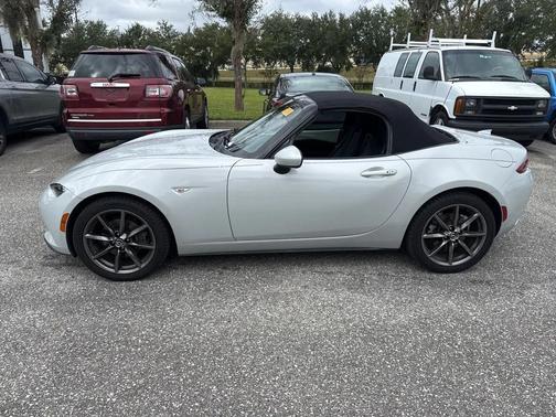 2016 Mazda MX-5 Miata Grand Touring