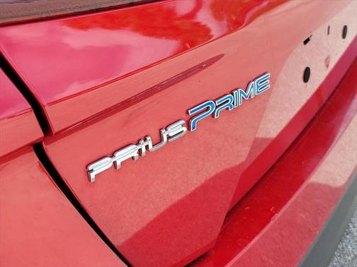 2021 Toyota Prius Prime LE