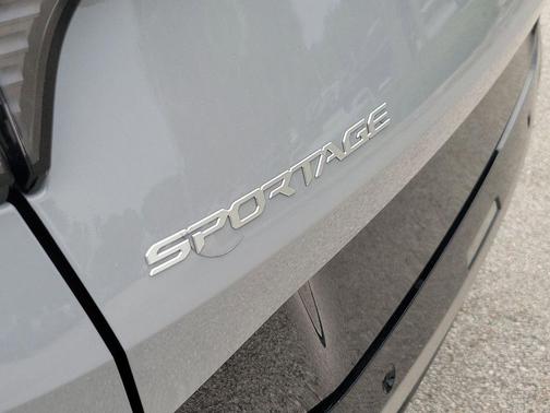 Wolf Gray 2026 Kia Sportage SX-Prestige