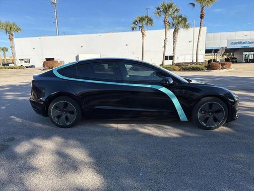 2022 Tesla Model 3 Standard Range