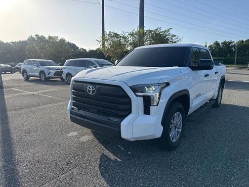 2022 Toyota Tundra SR5