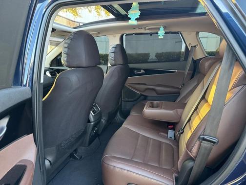 2019 Kia Sorento SX