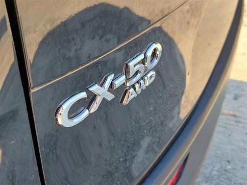 2025 Mazda CX-50 2.5 S Preferred Package
