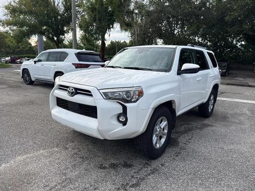 2024 Toyota 4Runner SR5