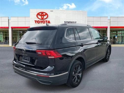 2024 Volkswagen Tiguan 2.0T SE